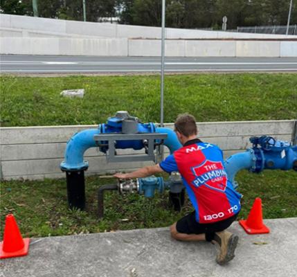 Plumber Logan - The Blocked Drain Gang